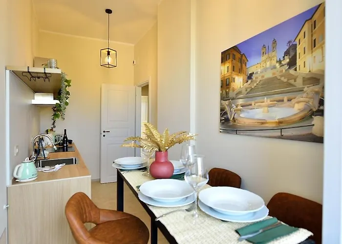 Apartment Elegant 2-bedroom Near Metro B1 Easy Access To The Colosseum