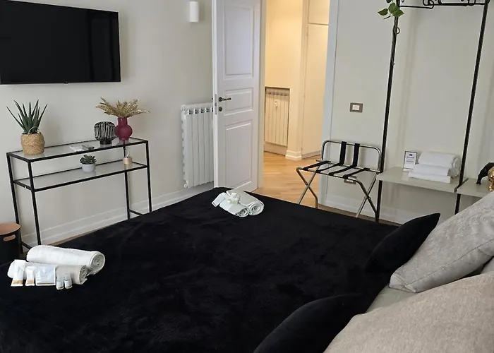 Elegant 2-bedroom Near Metro B1 Easy Access To The Colosseum