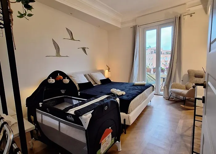 Elegant 2-bedroom Near Metro B1 Easy Access To The Colosseum * Rome
