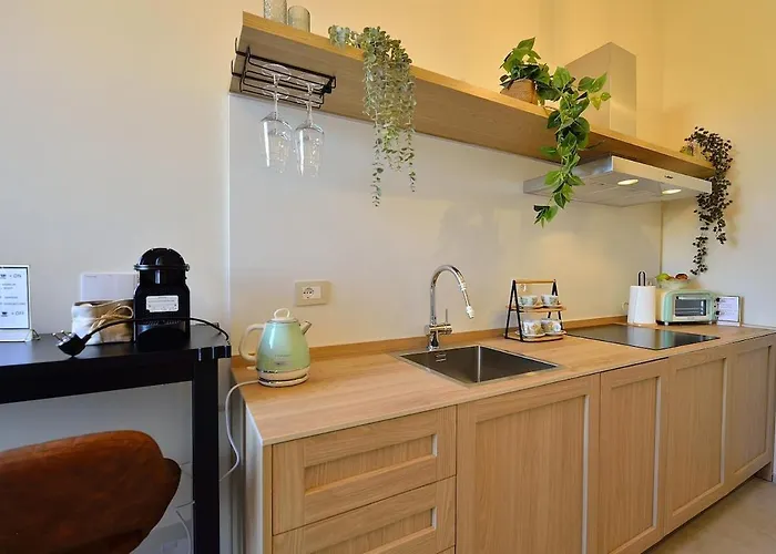 Elegant 2-bedroom Near Metro B1 Easy Access To The Colosseum *