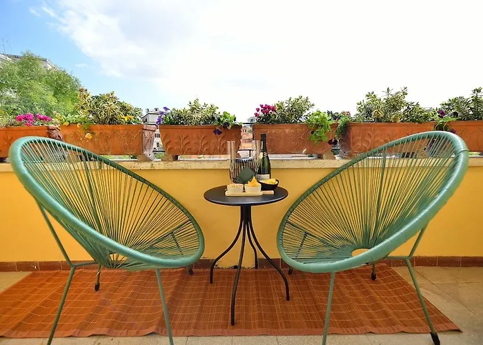 Elegant 2-bedroom Near Metro B1 Easy Access To The Colosseum *