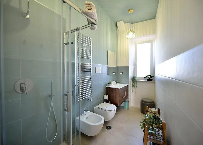 Elegant 2-bedroom Near Metro B1 Easy Access To The Colosseum Apartment